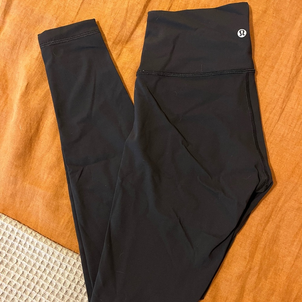 Lululemon Wunder Under Full Length Leggings!